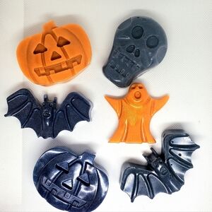 4 Pack of goth/Halloween wax warmer beeswax home scents/candles essential oils